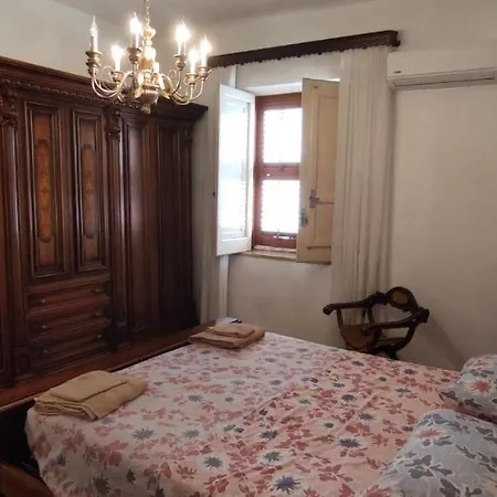 A Casa Da Nonna Sara *